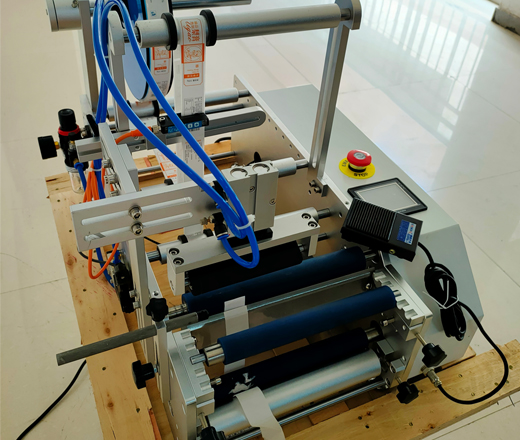 manual bottle labeling machine